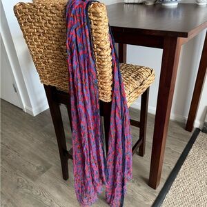 Lightweight scarf
